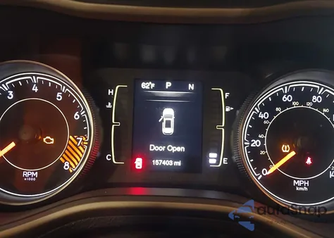 2015 Jeep Cherokee Latitude z USA, uszkodzony, nr VIN 1C4PJMCS6FW756485